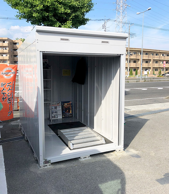 甲府２りんかん デイトナモーターサイクルガレージ